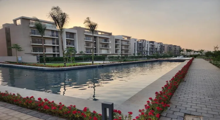 كمبوند مون ريزيدنس Moon Residences