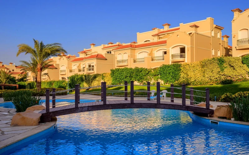 كمبوند El Patio 5 الشروق الباتيو 5 ايست